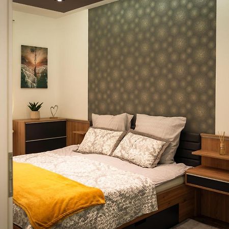 Slate Wood Apartment Budapest Ngoại thất bức ảnh